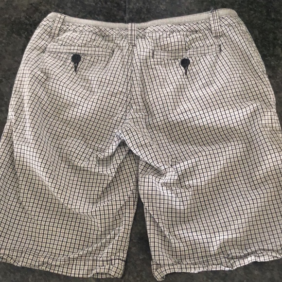 Roxy shorts - Picture 4 of 4